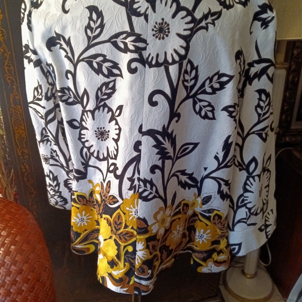 Jacket - Picture 4 of 5